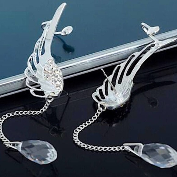 Rhinestone Decor Wing Shaped Ear Climber - Picture 5 of 6